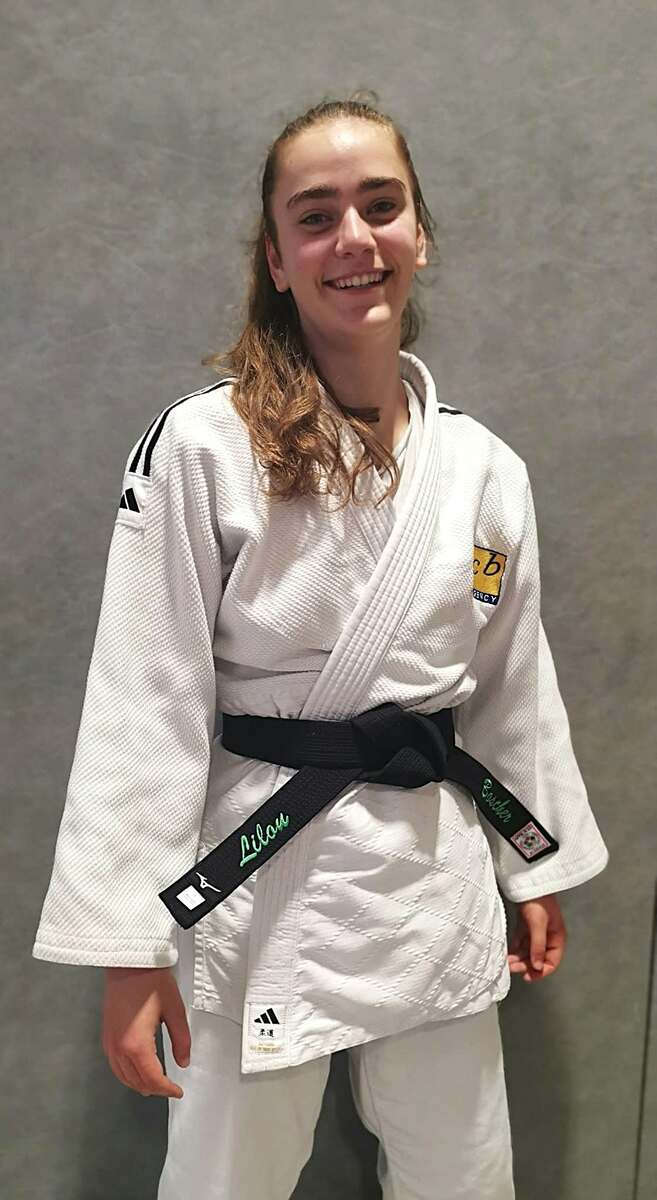 Lilou BOSCHER devient la 74ème Ceinture Noire 1er Dan du jcb